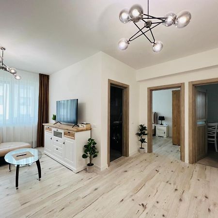 Altheda Living Residence 29C-2 Suceava Bagian luar foto