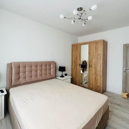 Altheda Living Residence 29C-2 Suceava Bagian luar foto